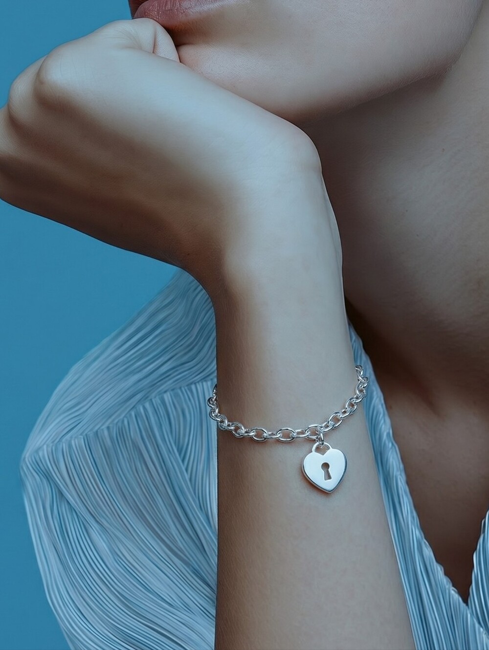 Sterling Silver 925 Avon Heart Charm Bracelet